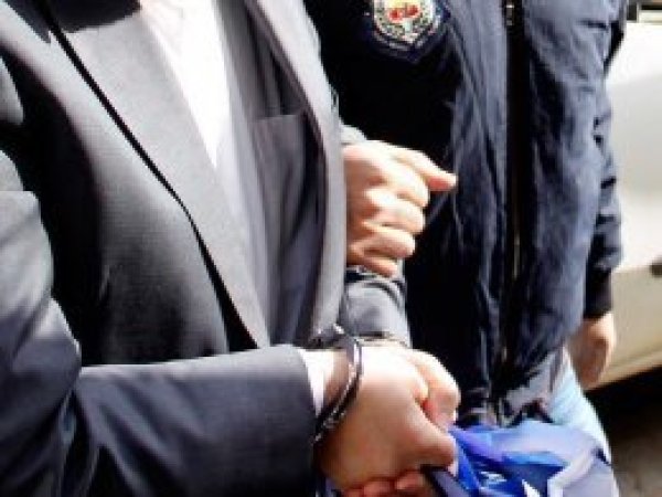 DHKP/C şüphelisi 14 avukat tutuklandı