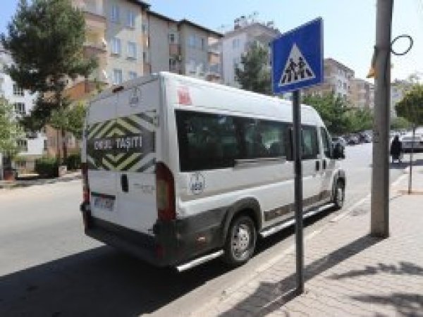 Öğrenci servislerine kamera zorunluluğu