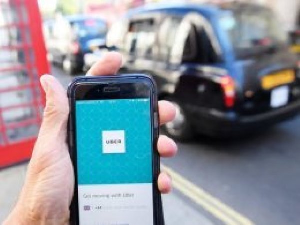 Uber'e destek için 400 bin imza toplandı