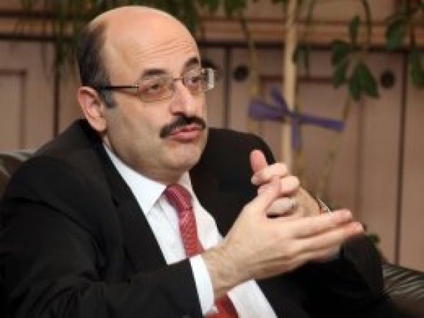 'Sınavsız model bugün için söz konusu değil'