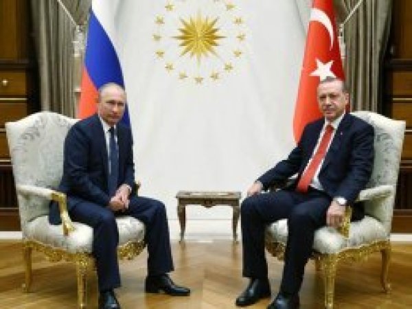 Cumhurbaşkanı Erdoğan ile Putin bir araya geldi