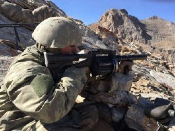 Şemdinli’de çıkan çatışmada 5 PKK’li öldürüldü