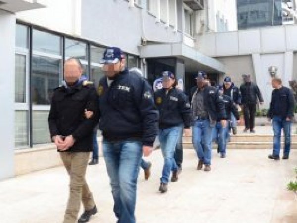 Konya merkezli 27 ilde FETÖ operasyonu