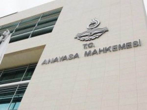 Milletvekillerinin bazı kanunlarla ilgili talebi reddedildi