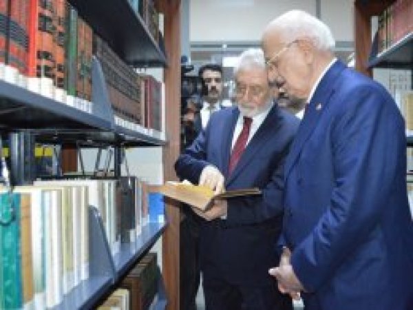 Güneydoğu'nun en büyük kütüphanesi açıldı