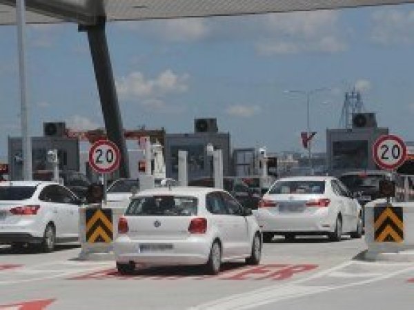 Köprü ve otoyollardan 1,5 milyar lira gelir