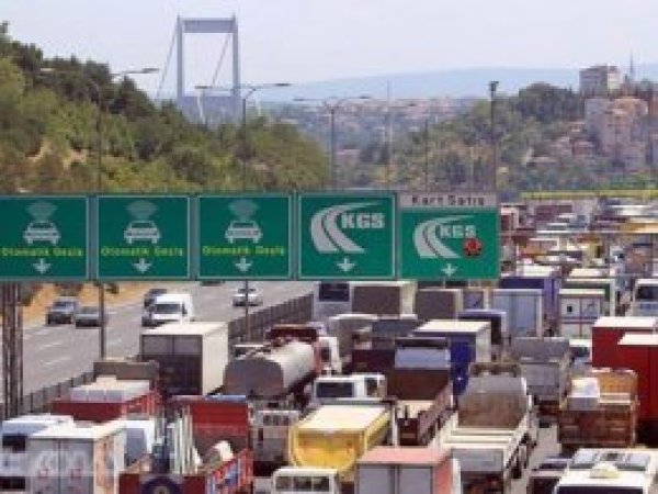 Türkiye'de Köprü ve otoyol gelirleri 1,5 milyara yaklaştı
