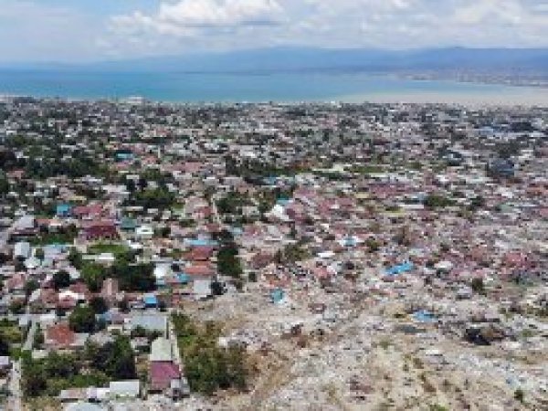 Endonezya'daki depremde ölü sayısı artıyor