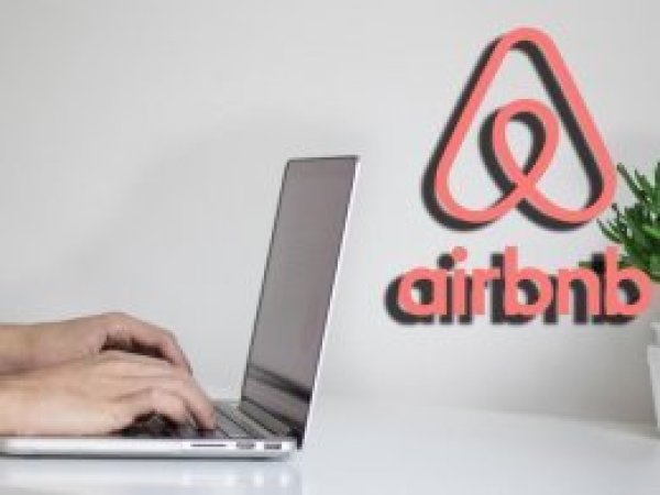 Airbnb Batı Şeria'daki İsrail evlerini web sitesinden kaldırıyor