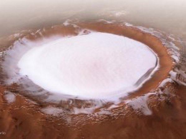 Mars'ta buz kaplı dev krater gölü görüntülendi