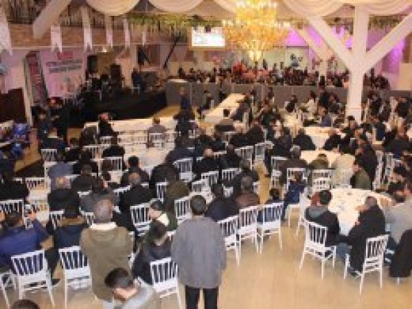 Hollanda'da yetim ve muhtaçlar yararına konser