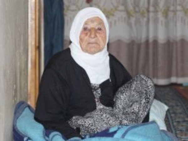 Bir asırlık ömründe doktor yüzü görmemiş