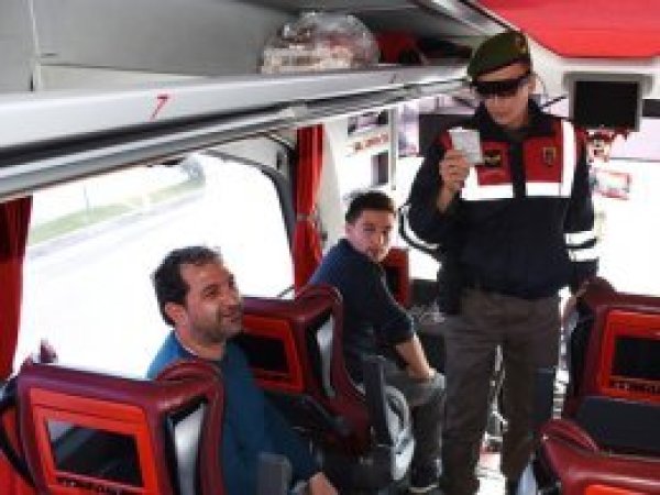 Jandarmanın akıllı gözlüğü Takbul ne işe yarıyor?