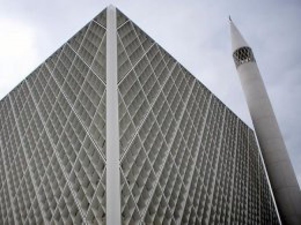 Slovenya'nın minareli tek camisi açılmaya hazırlanıyor