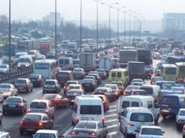 Trafiğe kayıtlı taşıt sayısı 22 milyonu geçti