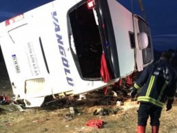 Valilikten trafik kazası açıklaması
