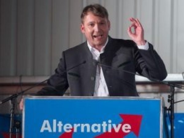 Irkçı AfD'den Türklere terbiyesizce itham