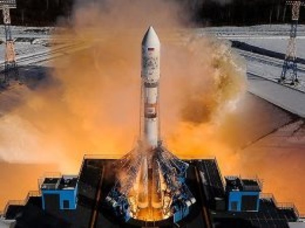 Soyuz-2.1a roketi uzay yolculuğuna başladı