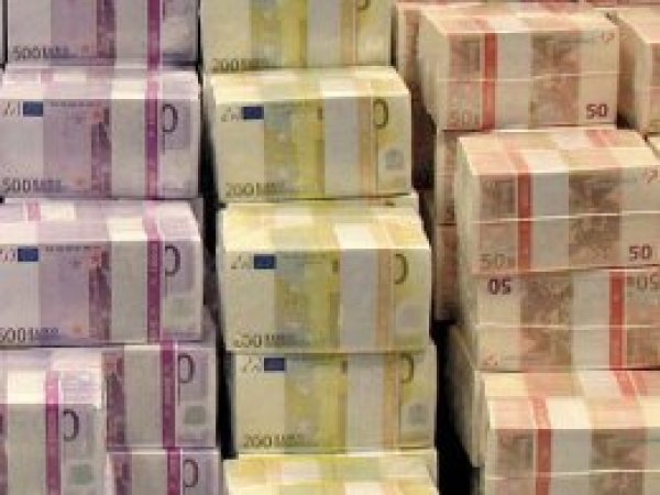 Alman devleti rekor bütçe fazlası verdi