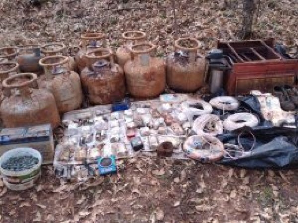 PKK’ye ait el yapımı patlayıcı düzenekleri ele geçirildi