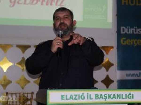 'Şehadet kavramının içini boşaltmaya çalışıyorlar'