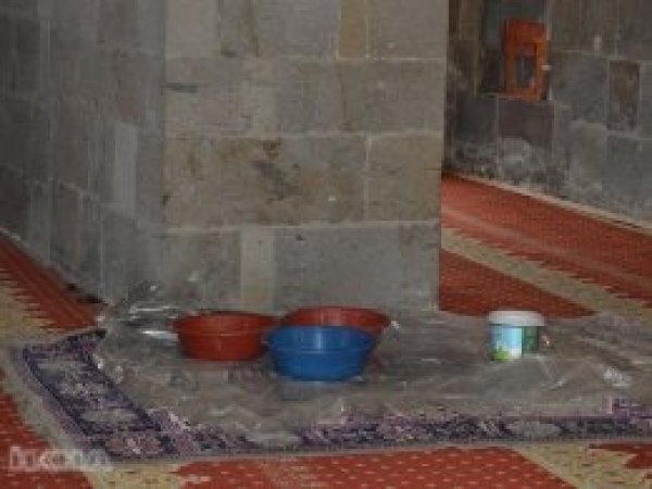 'Caminin restorasyondan önceki hali çok daha iyiydi'