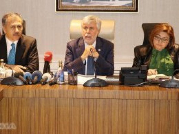 'Uyuşturucu insanlığı yakından ilgilendiren bir beyin hastalığıdır'