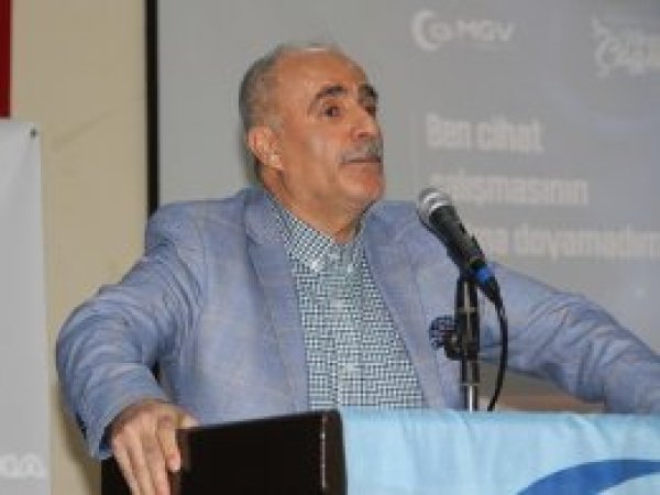 'İslam birliği düşüncesini canlı tutmalıyız'