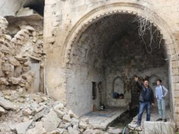'Bakımsızlıktan çöken 900 yıllık tarih kurtarılsın'