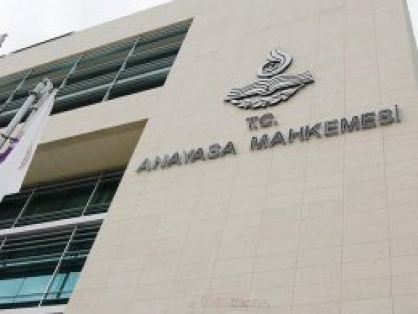 AYM'den cinsiyet değişikliğiyle ilgili tartışmalı karar