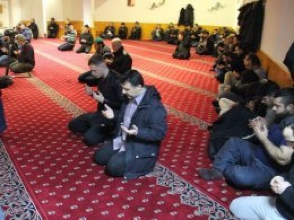 Basel’de Regaib Kandili Dualar ile ihya edildi