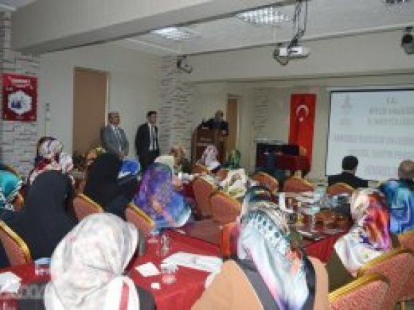 'Annemle Evde Kur’an-ı Kerim Okuyorum' projesi hayatta geçirildi