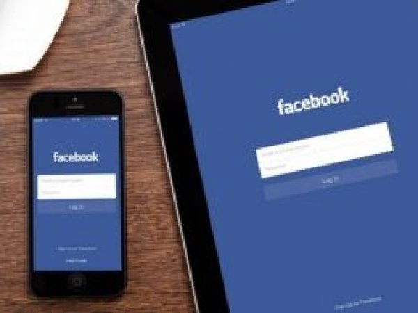 Facebook cep telefonu konuşma ve mesajları da kaydetmiş!