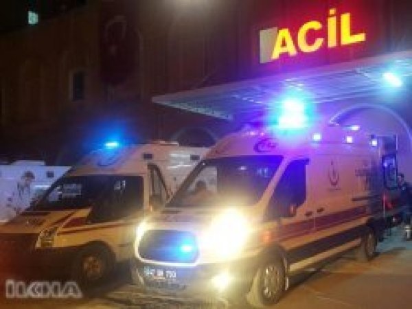 Afrin’de askeri araç mayına bastı