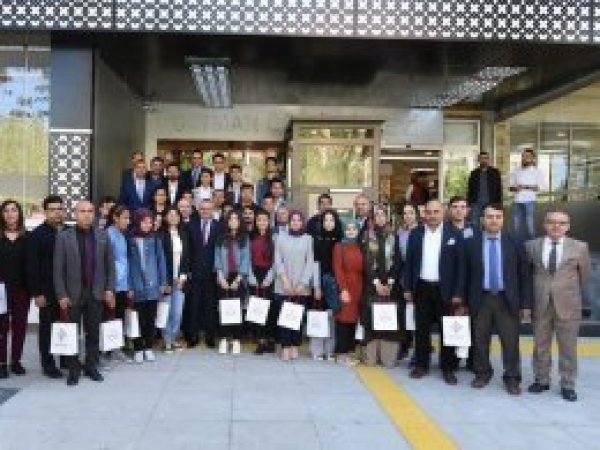 'Teknolojik bağımlılık ekonomik bağımlılığı getirir'