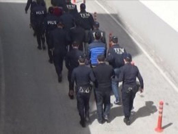 PKK operasyonunda 21 kişi gözaltına alındı