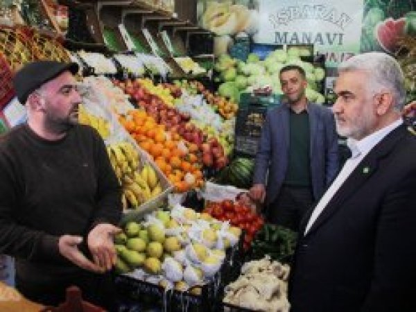Yapıcıoğlu, Bitlis esnafının sorun ve şikayetlerini dinledi