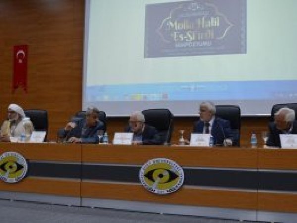 'İlme sarılırsak İslam âlemi kurtulur'
