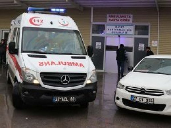 Berber dükkanına silahlı saldırı: Biri ağır 3 yaralı