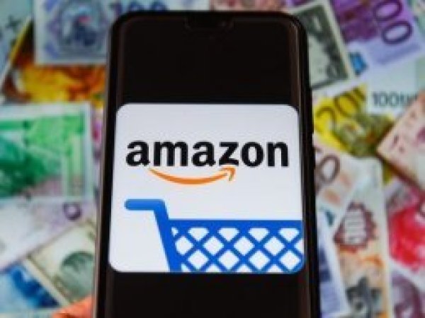 Amazon nasıl dünyanın en değerli halka açık şirketi oldu?