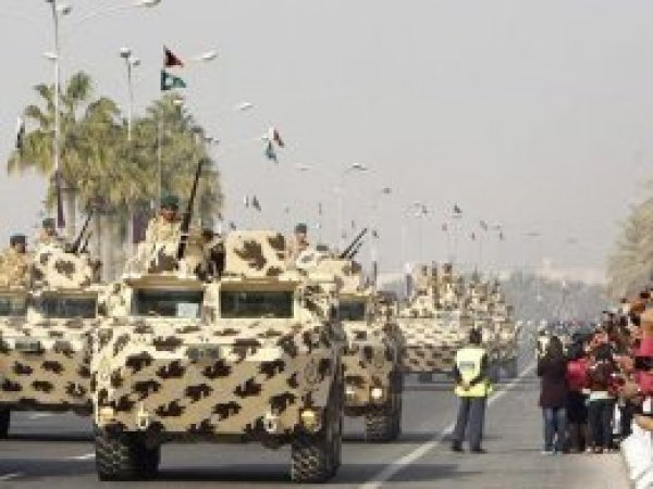 Katar'dan Somali'ye 'istikrarın sağlanması için' 68 askeri zırhlı araç