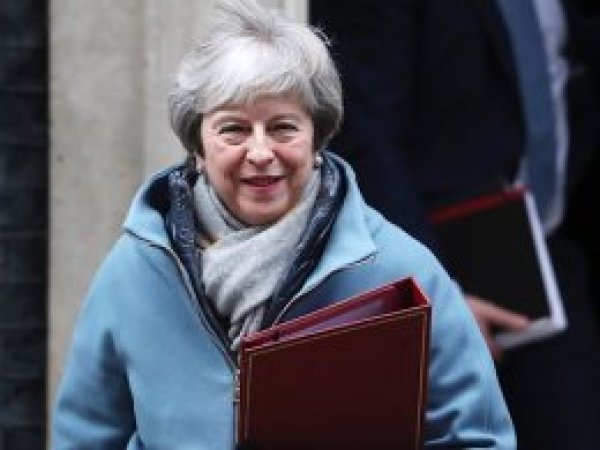 Theresa May Brexit için 'B planını' açıkladı