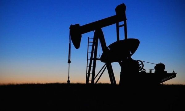 BAE'den Pakistan'a 5 milyar dolarlık rafineri yatırımı