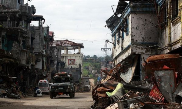 Filipinler'de DEAŞ 7 Moro İslami Kurtuluş Cephesi üyesini öldürdü