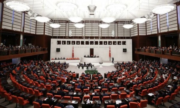 Meclis'te 'nöbetçi bakan' mesaisi başlıyor