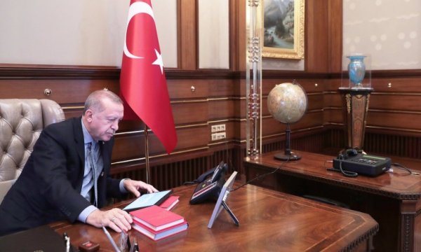 Erdoğan: Suriye'nin kuzeydoğusundaki askeri operasyon başladı 