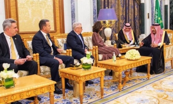  CIA Başkanı, Yemen'i kan gölüne çeviren Suudi Arabistan'da