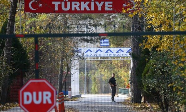 ABD'ye gönderilecek yabancı teröristin ara bölgede bekleyişi sürüyor