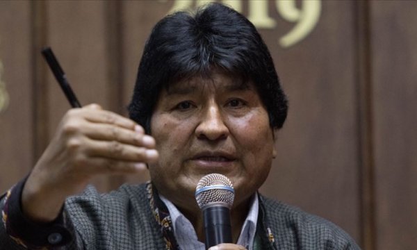 Evo Morales: Sağcılar beni istifa etmeye zorladı  