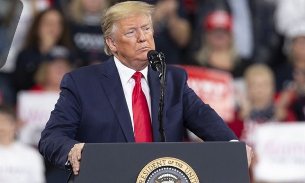 Bir Donald Trump hikayesi: Azil sürecinin gölgesi altında hâlâ 2020'nin favorisi